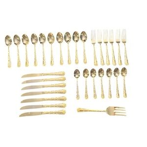 31 WM Rogers & Son Gold Plated Flatware Silverware‎ Enchanted Rose Floral Scroll